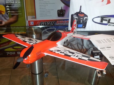 Samolot F929 2.4G RTF gotowy do lotu