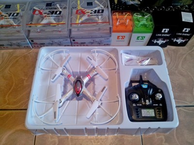 Drom Quadrocopter czterowirnikowiec