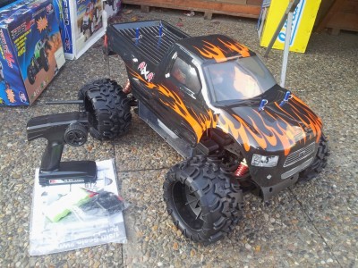 Auto spalinowe benzynowe Blaze Truck 2WD 2,4GHz VRX Racing